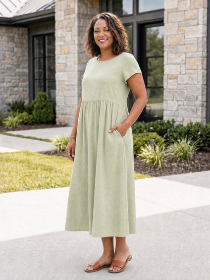 Relaxed Midi Dress with Pockets
