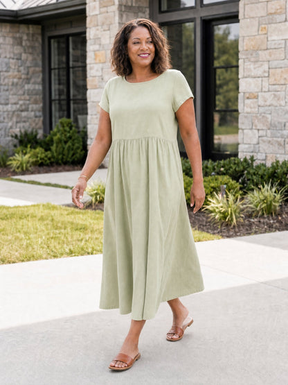 Relaxed Midi Dress with Pockets