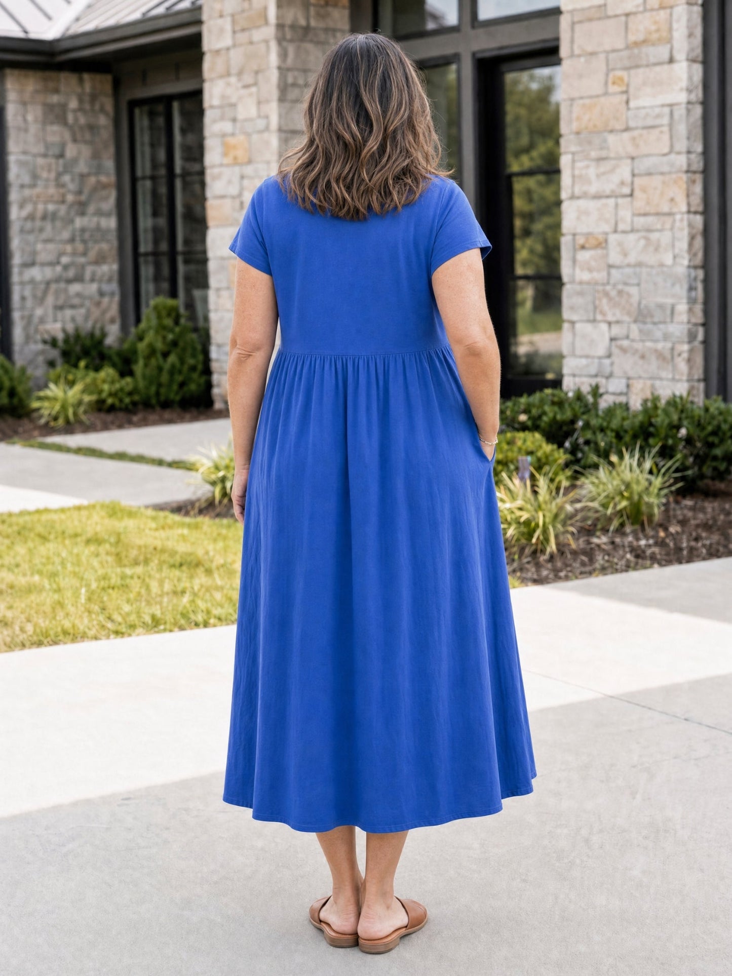 Relaxed Midi Dress with Pockets