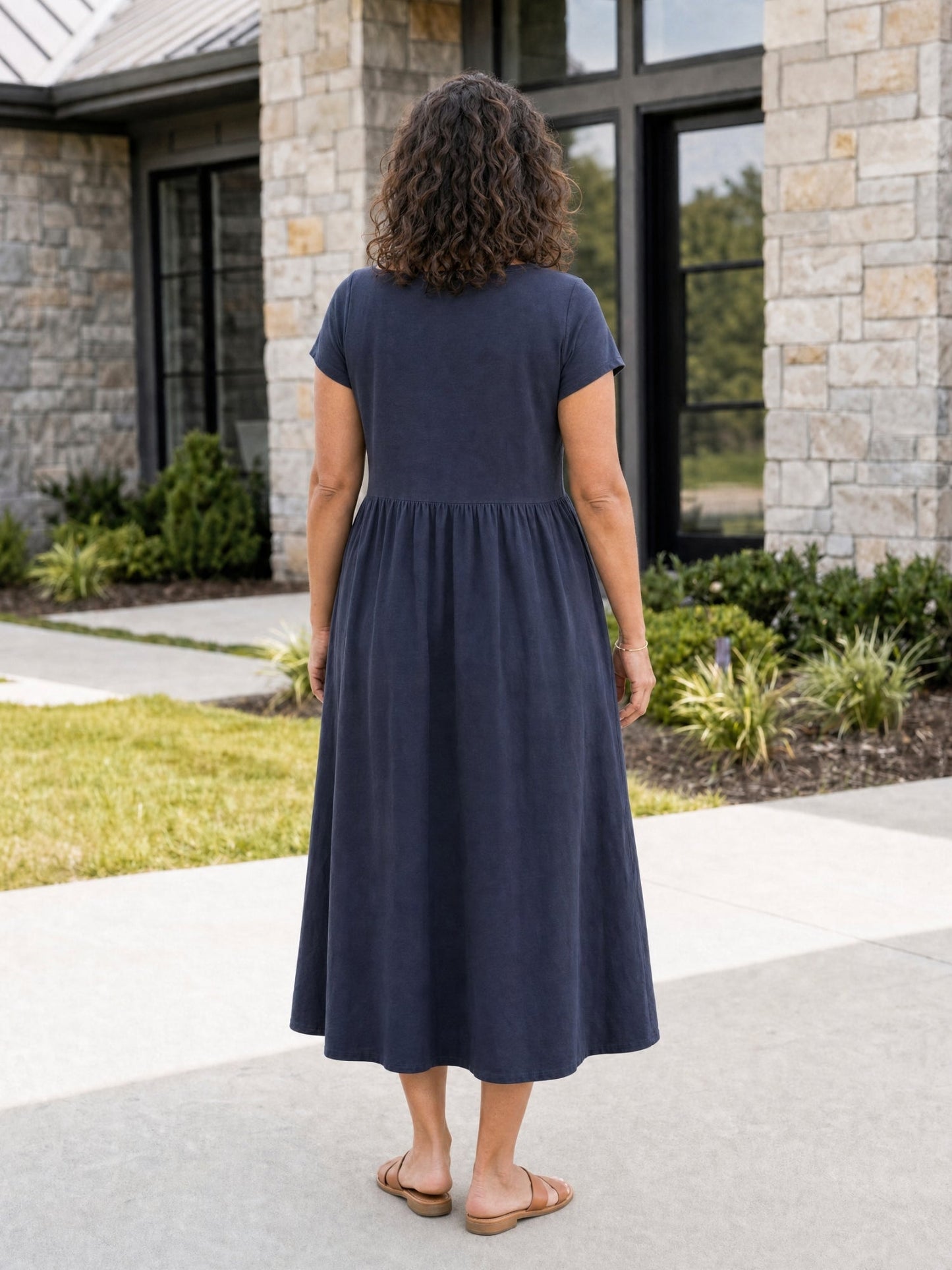 Relaxed Midi Dress with Pockets
