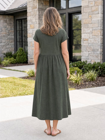 Relaxed Midi Dress with Pockets
