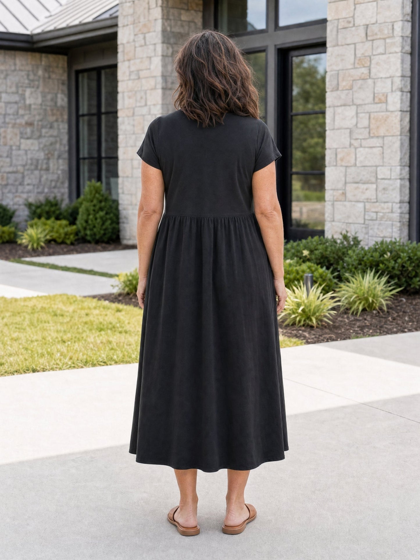 Relaxed Midi Dress with Pockets