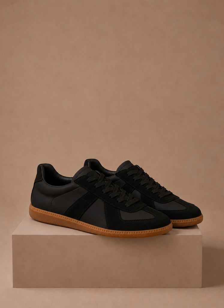 Men's Low-Top Suede Sneakers – Lightweight Casual | Sorteva