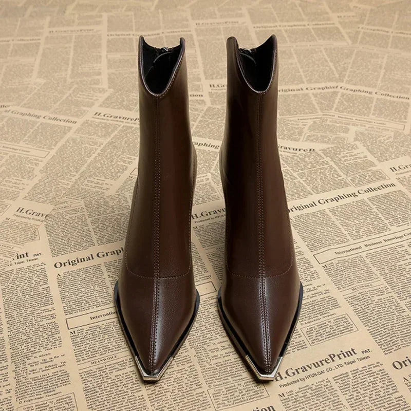 SELENA POINTED LEATHER BOOTS